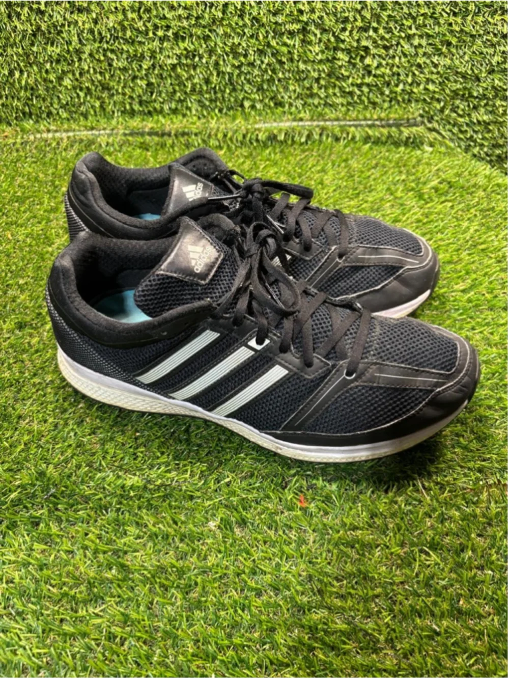 Men's Adidas Athletic Shoes Size 12 Black and White #E124